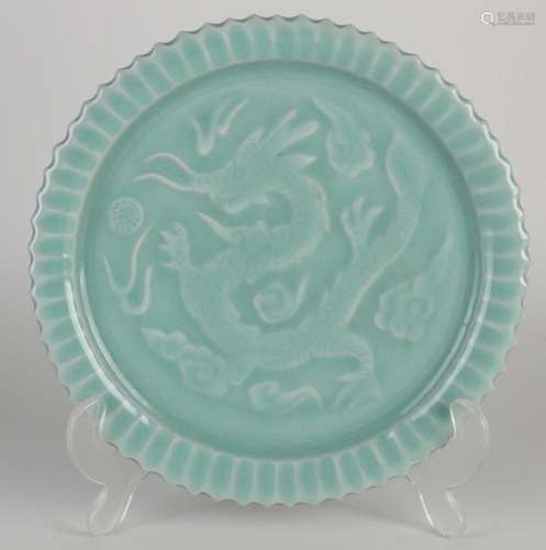 Chinese dragon plate Ø 20.5 cm.