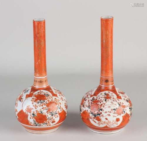 Two Kutani pipe vases, H 21 cm.