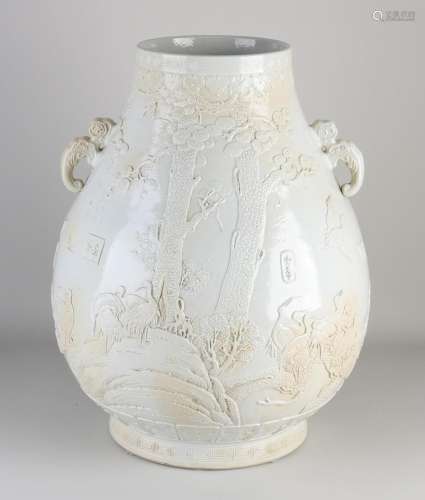 Chinese blanc de chine vase, H 45 cm.