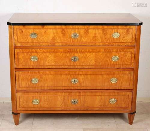 South German Louis Seize chest of drawers, 1800