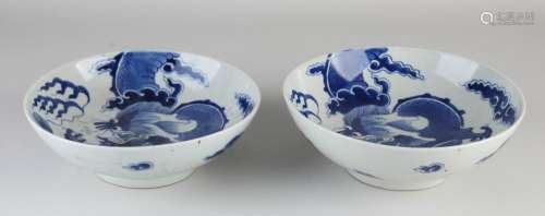 Two Chinese bowls Ø 21.3 cm.