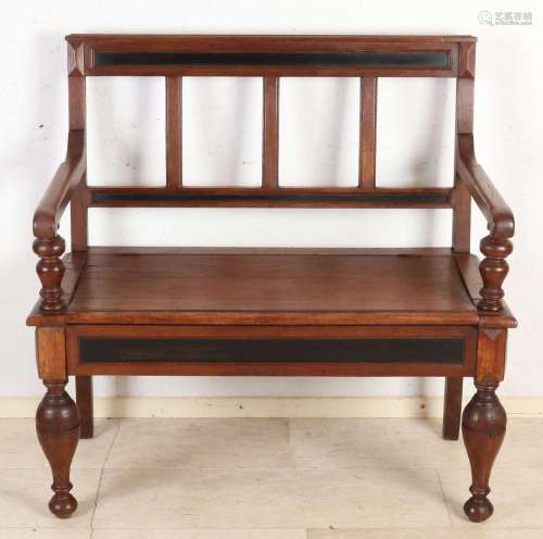 Dutch hall bench with valve cover, 1880