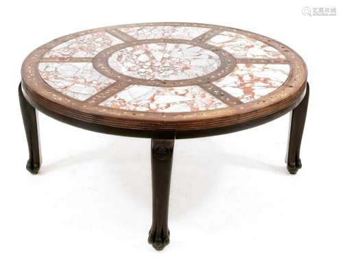 Chinese coffee table with mother-of-pearl Ø 111 cm.