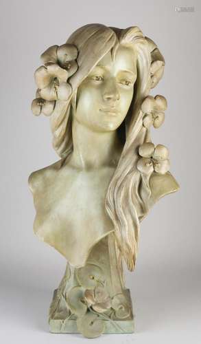 Antique French women's bust, 1900