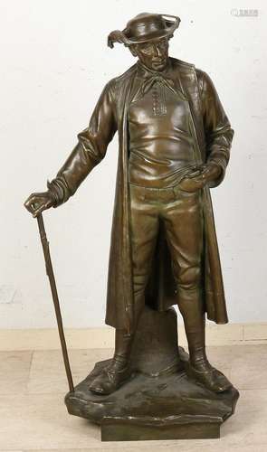 Large bronze statue of August Kühne