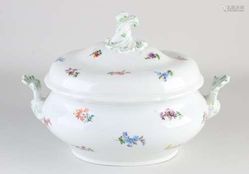 Meissen lidded tureen