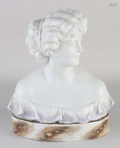 Antique porcelain ladies bust, H 26 cm.