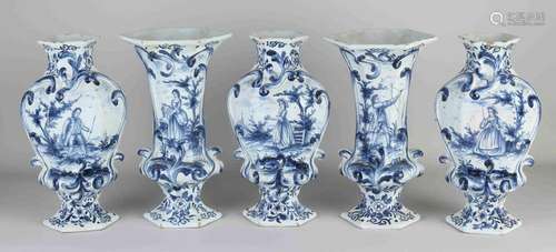 Five-piece Delft garniture, H 26 cm.