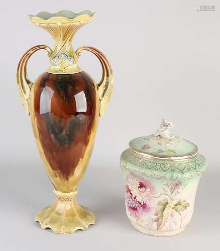 Majolica vase + cookie jar