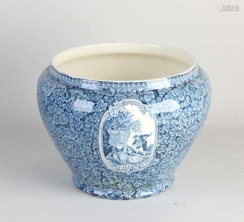 Villeroy and Boch flower pot, 1900