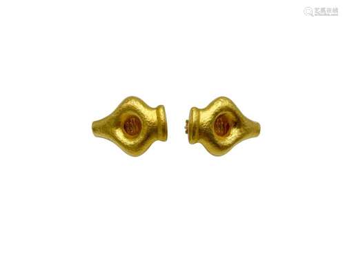 Ilias Lalaounis - A pair of cycladic high carat gold earring...