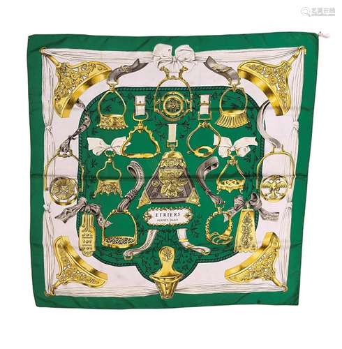 Hermès - Etriers Hermes Green Silk scarf