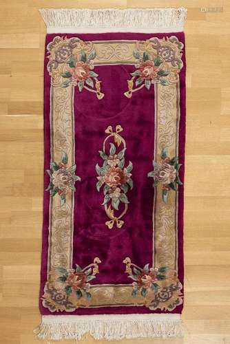 CHINESE HAND KNOTTED RUG