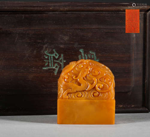 In the Qing Dynasty, Shoushan tianhuangshi seal