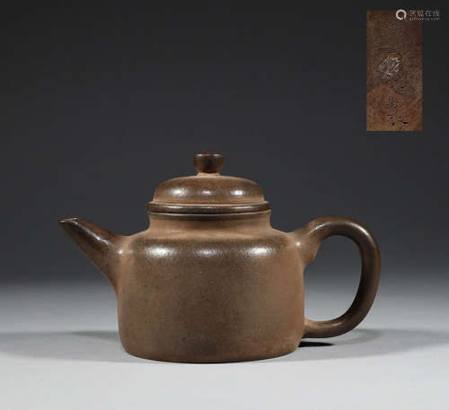 Purple clay pot in Qing Dynasty