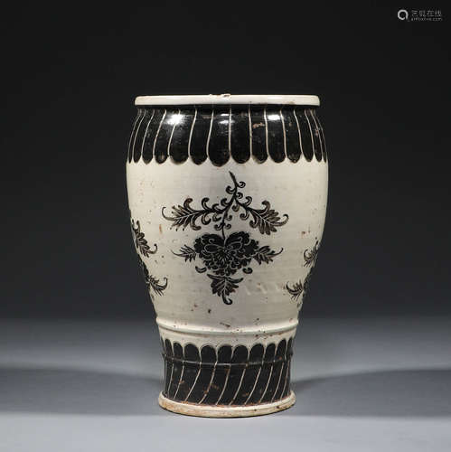 Song Dynasty, Cizhou kiln, flower pattern pot