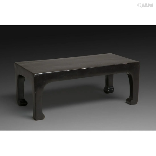 PETITE TABLE DE LETTRÉ