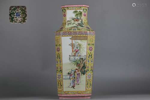 Famille Rose Square ZUN-vase with Figure Stories Design on A...