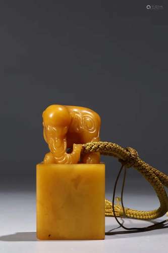 Chinese Tianhuang Stone Seal with Elephant Button Design