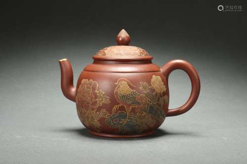 Colored Drawing Chinese Zisha Teapot with Emperor Kangxi Mad...