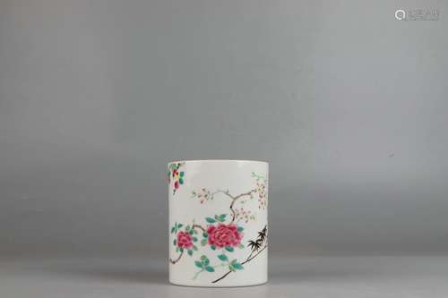 Famille Rose Brush Holder with Flower and Bird Design