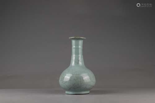 Longquan Kiln Gall-shaped Vase, Song Dynasty