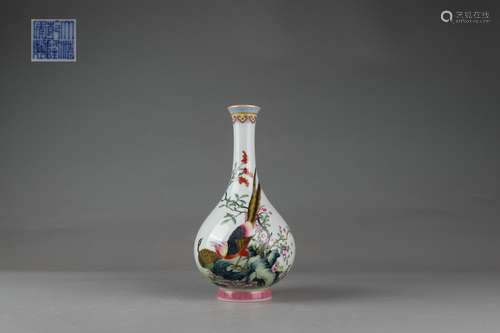 Colored Enamel Vase with Flower, Bird and Poem Patterns, Yon...