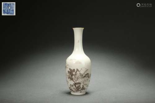 Famille Rose Vase with Landscape Design, Qianlong Reign Peri...