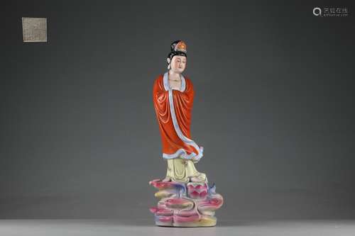 Famille Rose Avalokitesvara, Qianlong Reign Period, Qing Dyn...