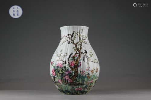 Famille Rose ZUN-vase with Magpie on the Plum Branch and Poe...