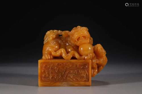 Chinese Tianhuang Stone Seal with Lions Playing with A Ball ...