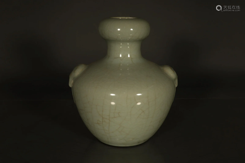 A Fine Qing-Imitation Guan-Glazed Fluttering Head Zun-form V...