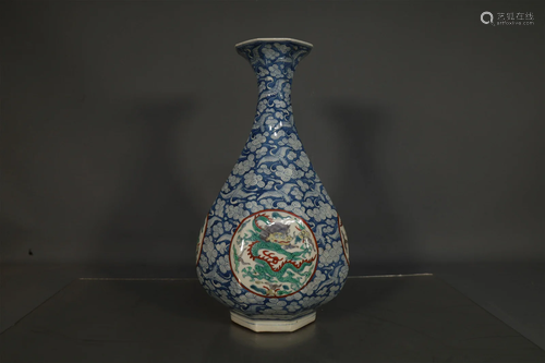 A Fine Decorative colors Dragon Vase