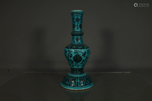 A Fine Green-Ground Black-Color Flower Candle Holder