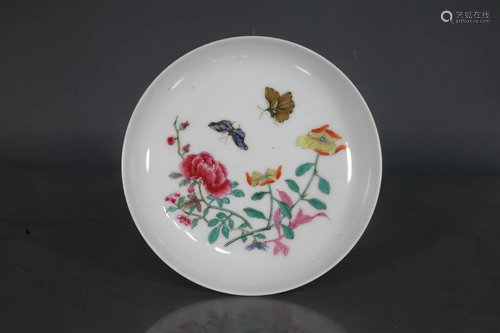 A Delicate Famille Rose Flower Plate