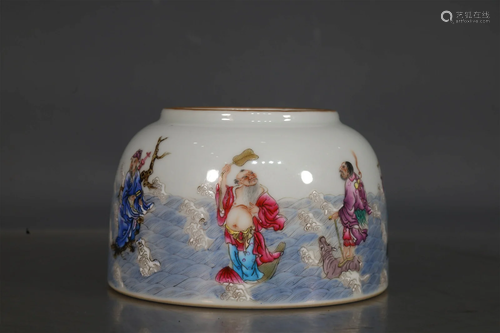 A Fine Famille Rose Eight Immortals Over the Sea Small Bowl