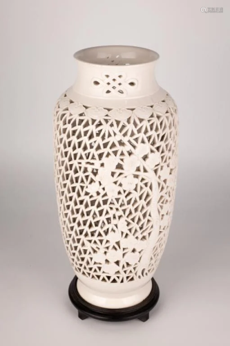 Openwork Dehua Porcelain Bottle Vase, Early 20th Century