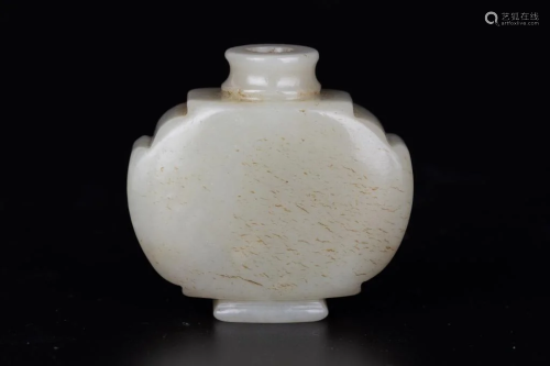 Celadon Jade Carved Snuff Bottle, Qing Dynasty