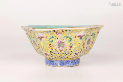 Famille Rose Yellow-ground Floral Hexagonal Bowl, Daoguang P...