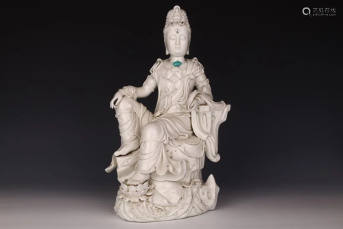 A Dehua White Porcelain Avalokitesvara Statue, 20th Century