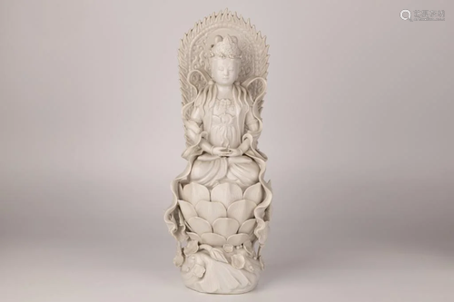 Dehua White Porcelain Statue of Guanyin Sitting on a Lotus, ...