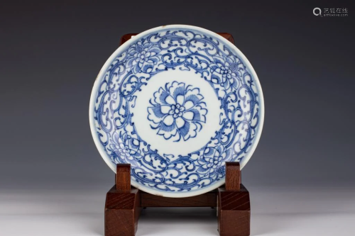 Export Blue and White Floral Dish