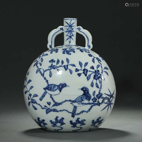 Ming Dynasty,Blue and White Flat Pot