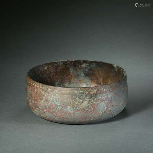 Tang Dynasty, Hidden Carved Dragon Pattern Bowl