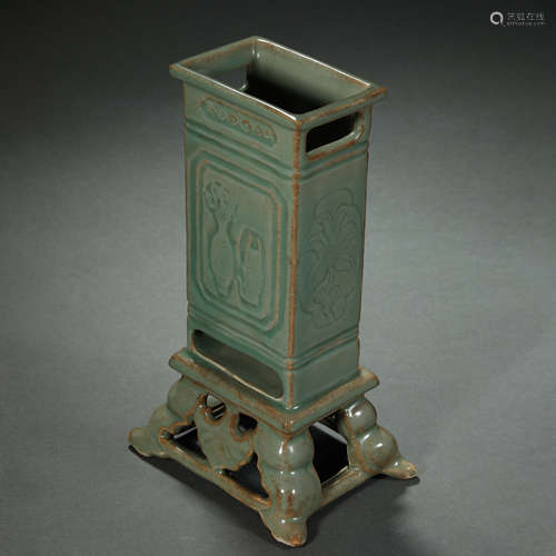 Song Dynasty,Longquan Kiln Square Bottle