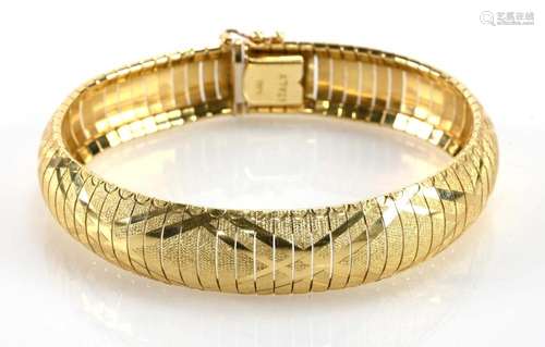 Very Fine 14K Gold Italy Designer Cuff Bracelet