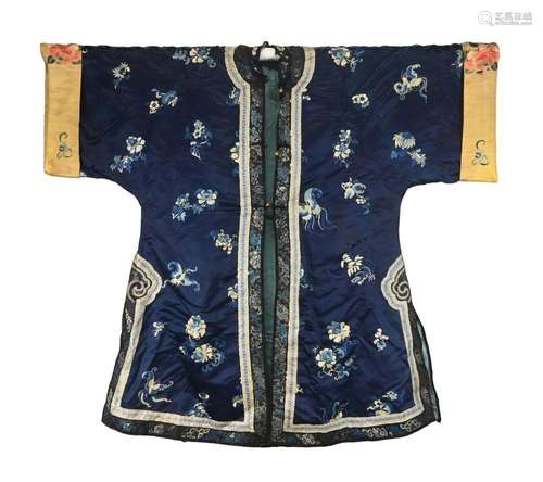 Antique Chinese Silk Embroidery Robe