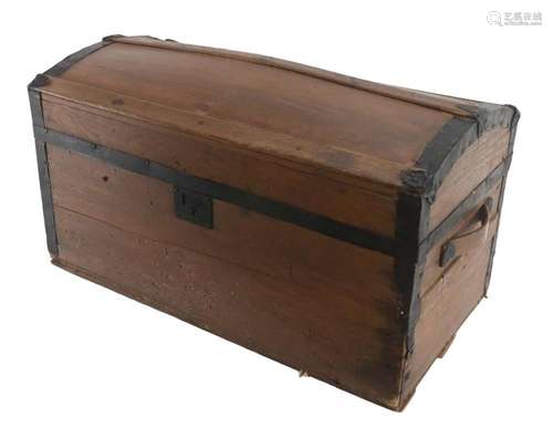 Antique American Dome Top Trunk