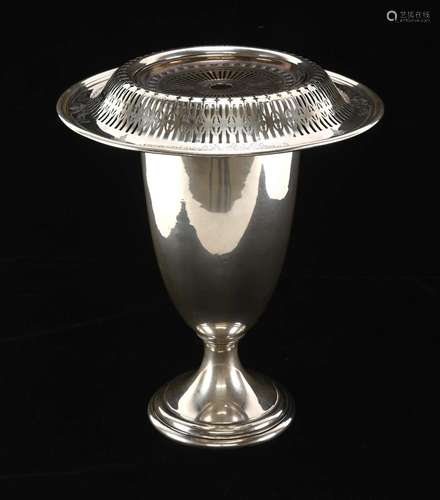 Wm. B. Durgin Sterling Silver 118 Large Fernery Vase