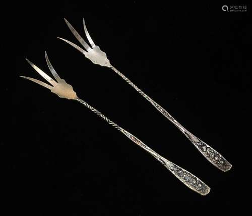 Towle Sterling Silver Pomona Lettuce Serving Forks